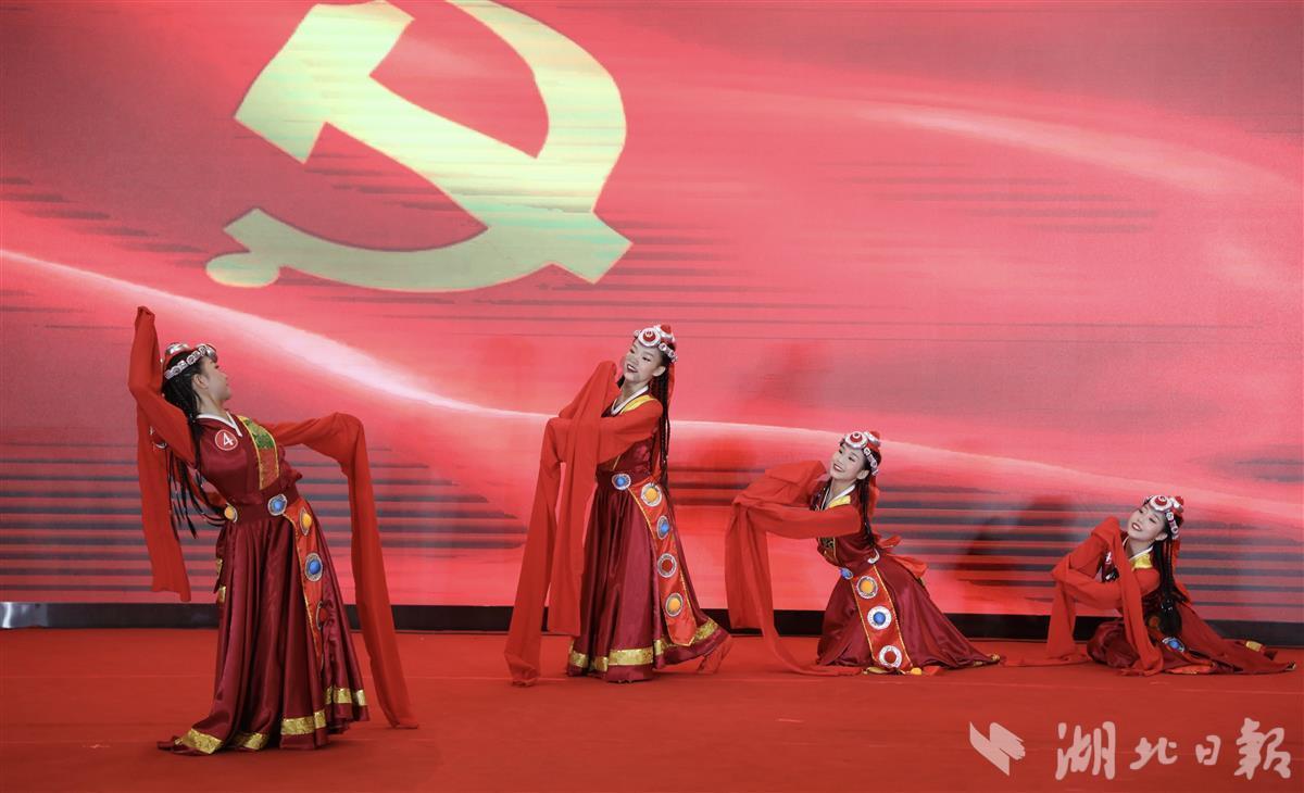 春节期间五幅对联怎么写好？